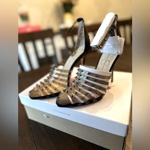 Jessica Simpson Westah Pump Clear Black